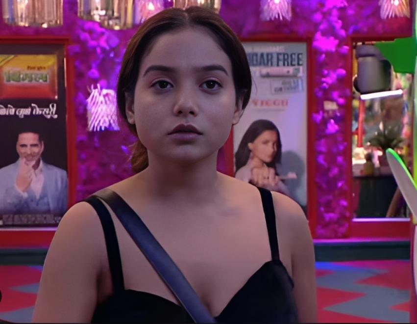 In Kolkata, she inhabited a dilapidated mosquito-infested house, working as a waitress and background dancer to support herself.